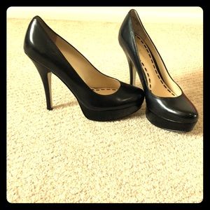 Enzo Angiolini platform pumps.